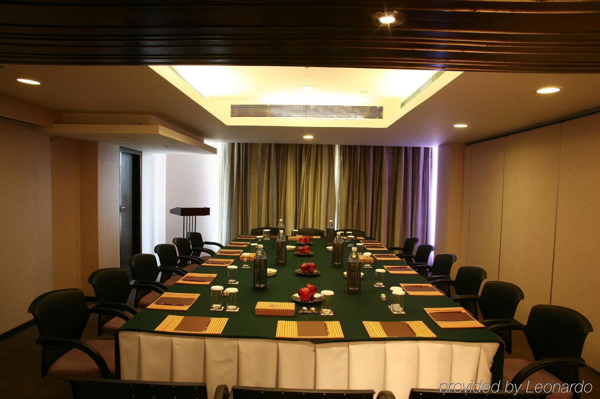 Mosaic Hotel, Hotel Noida